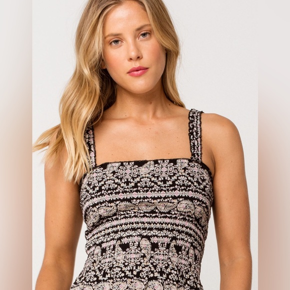 PATRONS OF PEACE Smocked Womens Cami - Picture 2 of 13